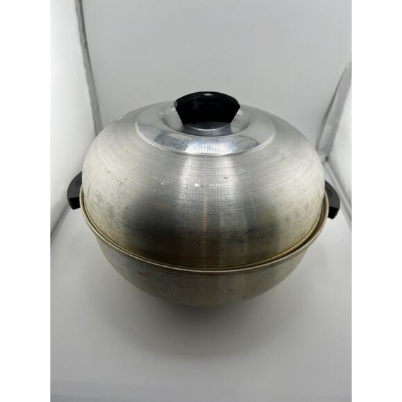 Vintage‎ Silver Aluminum Bread or Bun Warmer 3-Piece Serving Oven - Picture 8 of 10